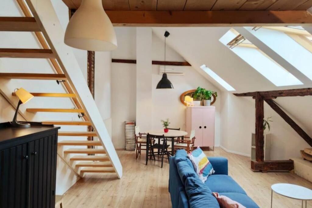 Art / Peaceful / Historical City Center Apartment Zagreb Bagian luar foto